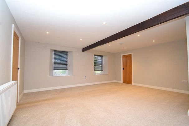 2 bed bungalow to rent in Scalby Road, Scarborough, YO13 - Photo 1