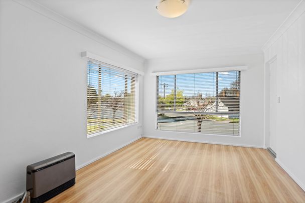 Bright & Fresh 2-Bedroom Upstairs Unit Near the CBD - Photo 1