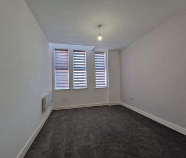 Bradshawgate, Leigh, Wigan, Wigan WN7, London - Photo 2