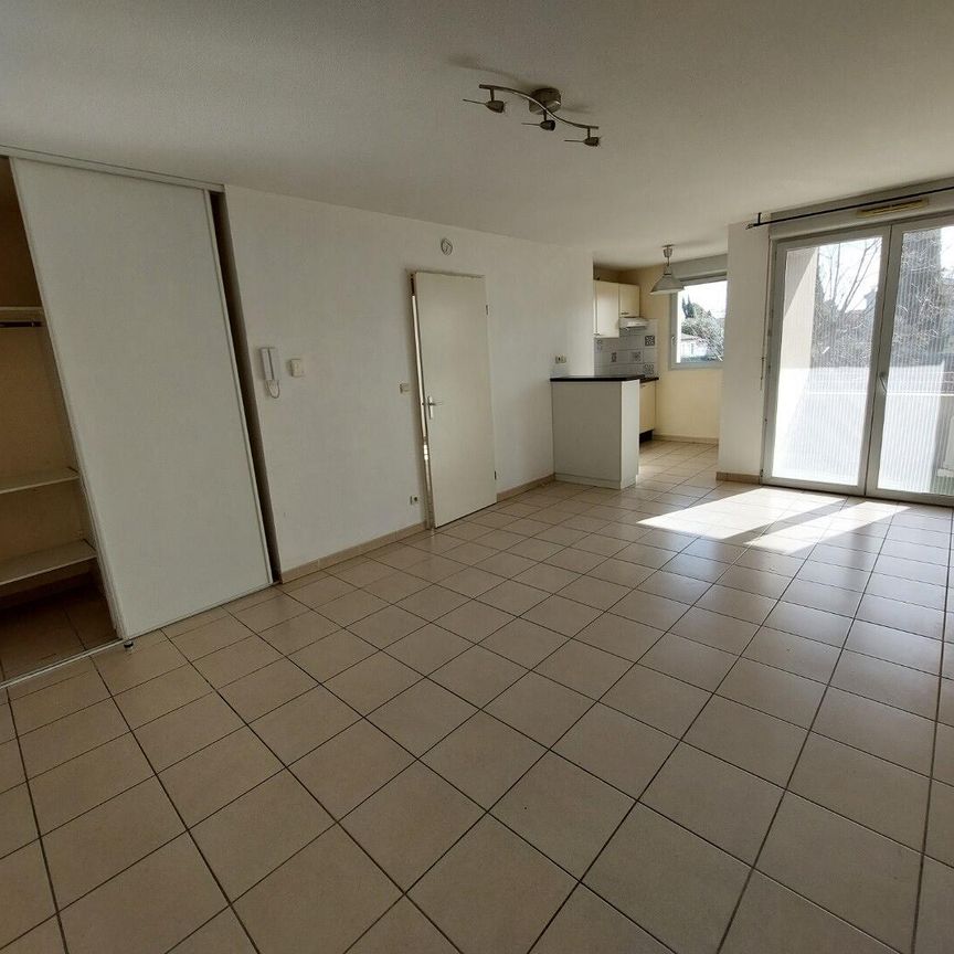 location Appartement T2 DE 43m² À POUSSAN - Photo 1