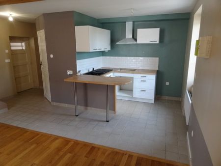 Location Appartement 2 pièces 44m² VILLEFRANCHE SUR SAONE 69400 - Photo 3