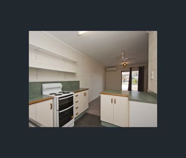 1/9 Hall Street, Kirwan, Qld 4817 - Photo 5