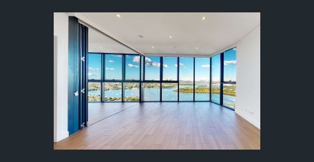 Awe-Inspiring Panoramic City and Water Views - Photo 2