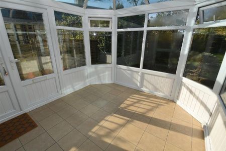1 bedroom cottage to rent - Photo 2