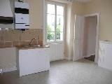 Pour visister, appeler le 02.23.55.91.17 VITRE, Rue d'Ernée. Un appartement de type 2 compren... - Photo 1
