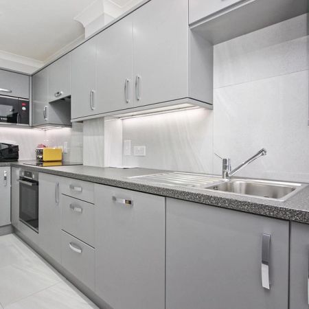 Station Road West, St Dunstans, Canterbury, CT2 8AN, Kent - Photo 3