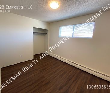 1 bed 1 bath Apartment - Photo 2