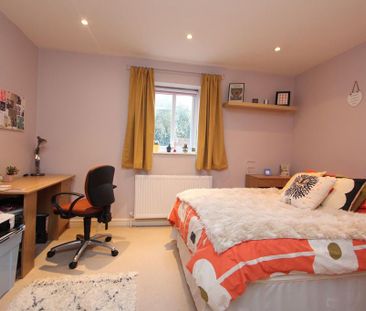 4 bedroom terraced house to rent - Photo 4