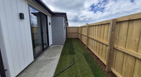 52a Derbridge Street - Photo 2