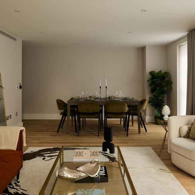 4 bedroom flat to rent - Photo 1