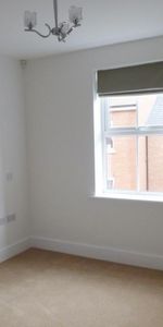 1 BED Apartment To rent - Photo 4