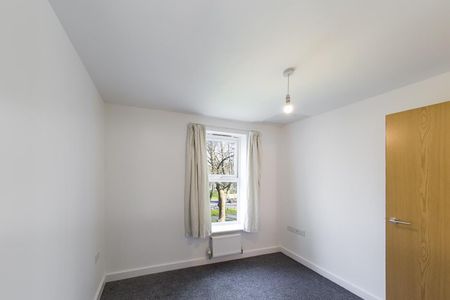 Lindoe Close, Southampton - Photo 2