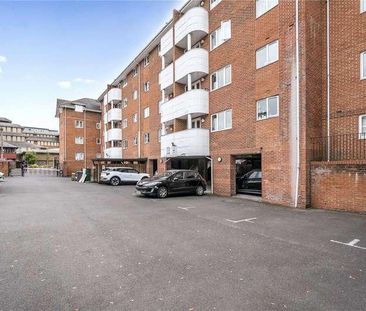 Queens Road, Reading, Berkshire, RG1 - Photo 1