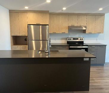 1 CH - 1 SDB - Terrebonne - $1,775 /mo - Photo 2