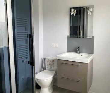 Une maison T4 avec jardin et à proximité des commerces - Photo 5