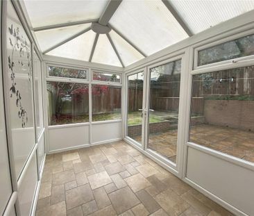 3 bedroom semi-detached house to rent - Photo 4