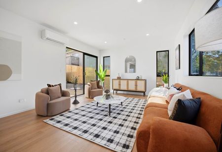 4 Bedrooms on Lavery Pl - Photo 2