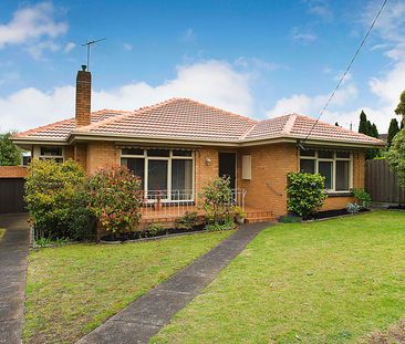 Three Bedroom Home with a Large Backyard - Photo 1