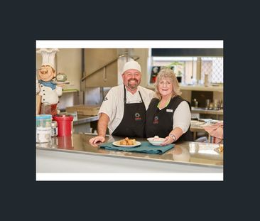 Independent Retirement rentals - includes 2 meals per day - Photo 4