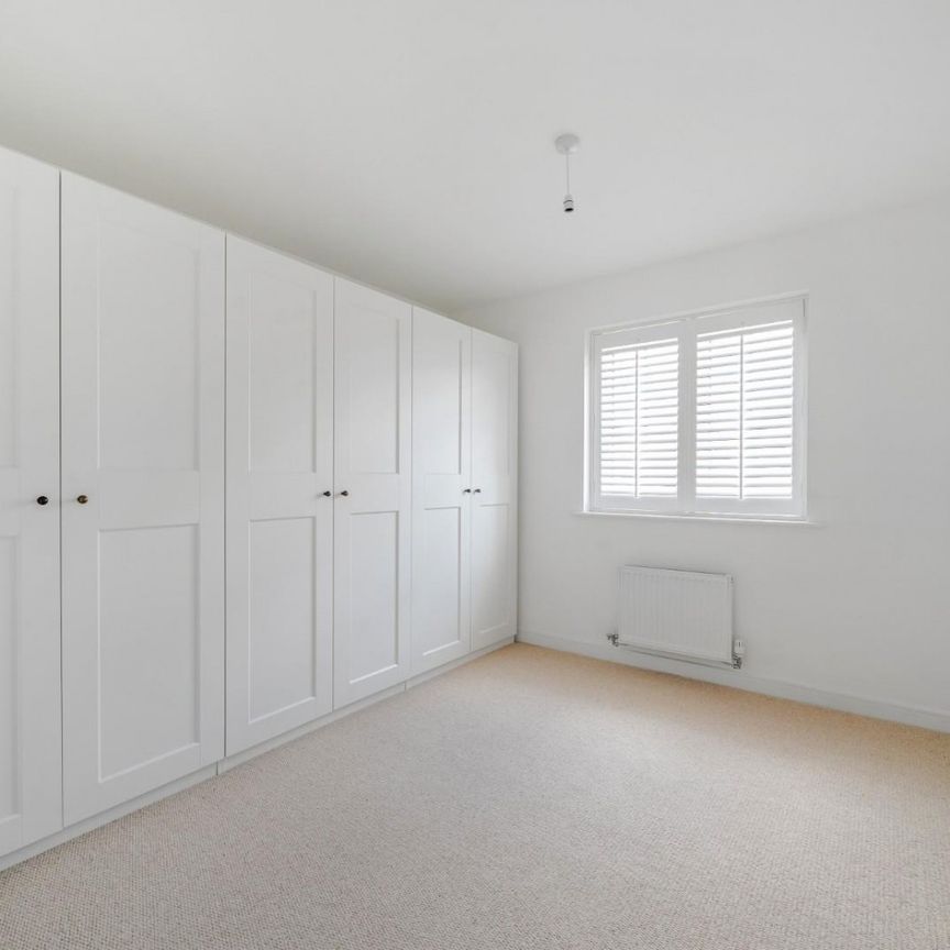 3 bedroom House To Let - Photo 1