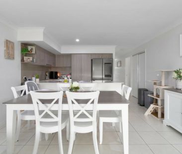 Impressive Family Home - Photo 2