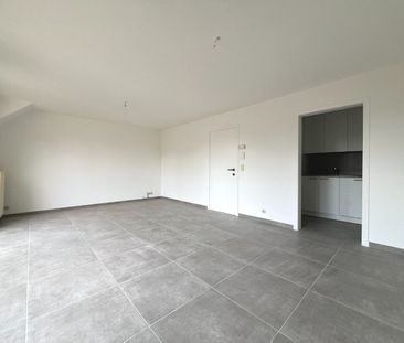 Lichtrijk appartement te huur met twee slaapkamers - Foto 6