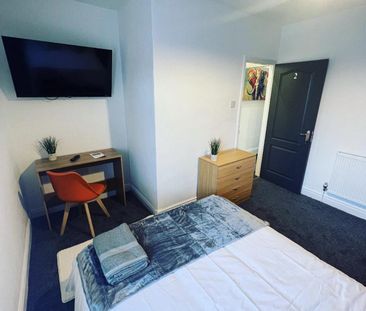 Hatfield Road, Bolton - Photo 3