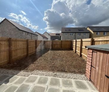 BINCOMBE PARK, DT3 6GN, Weymouth - Photo 1