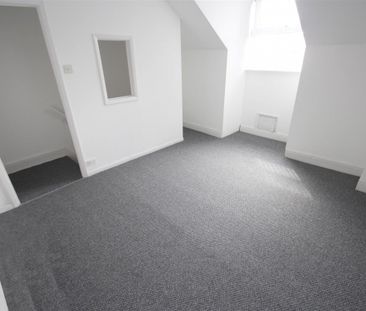 3 Bedroom House - Terraced To Let - Photo 5