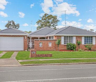 Spacious Family Home in a Peaceful, Convenient Location - Photo 4