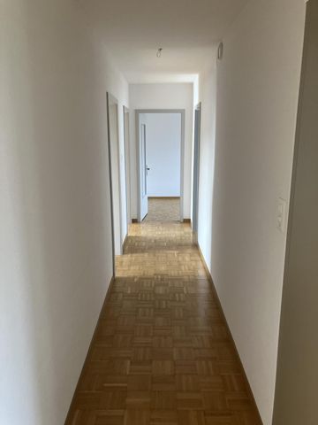 À louer - Bel appartement 4.5 pièces au 4ème étage - Foto 4