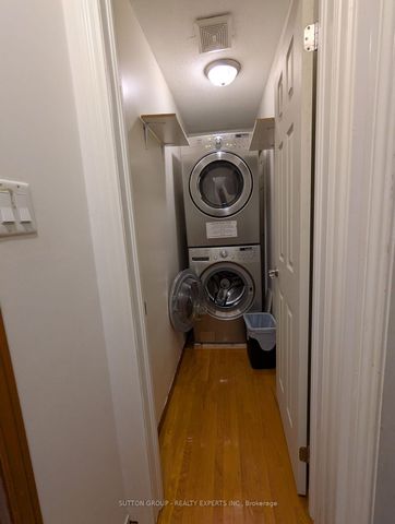 For Lease - 3 Holyoake Crescent, Toronto, Ontario - Photo 2