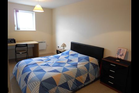 2 Bed Flat, Manchester Street, M16 - Photo 3