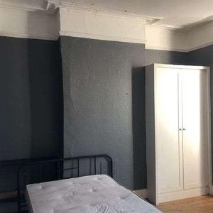 Wealdstone, HA3 - Photo 2