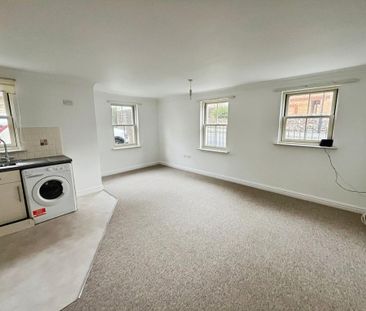 2 bedroom apartment to rent - Photo 2