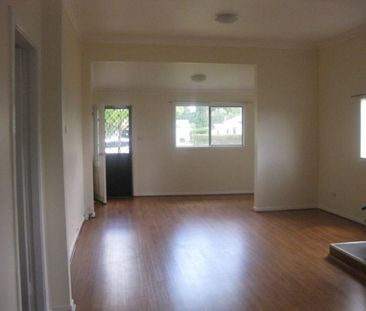 3 Bedroom Home - Photo 2