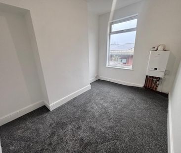 2 bedroom terraced house to rent - Photo 6