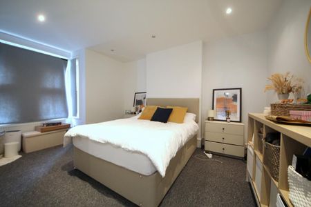 2 bedroom maisonette to rent - Photo 2