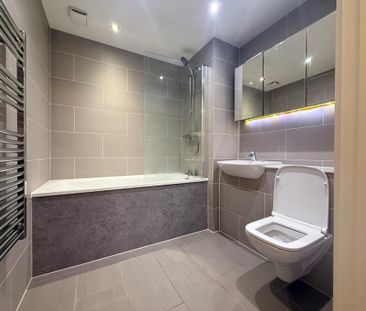 2 bedroom flat to rent - Photo 3