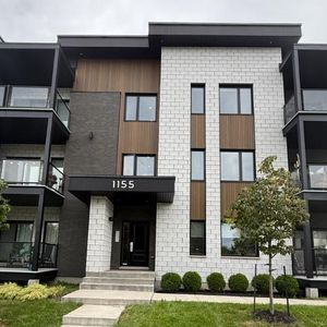 **Disponible Mai 2026** 2 chambres à coucher 1 salle de bain Appartement 4 1/2 spacieux - Photo 2