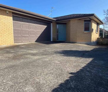Perfect Location On West Street - Photo 4