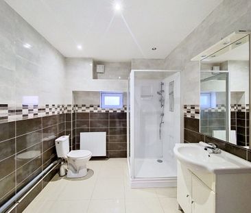 Location Appartement 3 pièces 54m² WOLFISHEIM 67202 - Photo 1