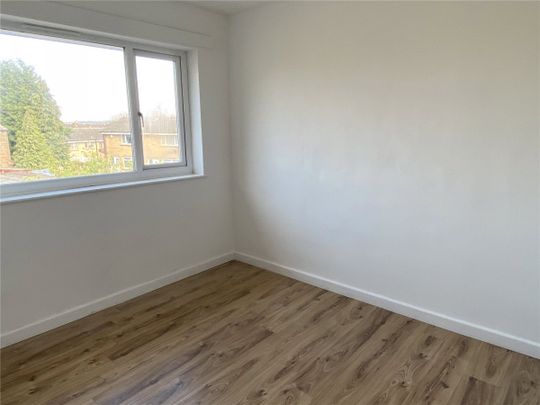 Bunkers Lane, Batley, WF17 - Photo 1