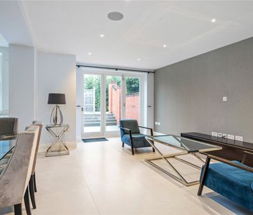 25 Lancaster Avenue, Hadley Wood - Photo 1