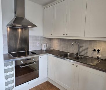 Studio to rent - Photo 5