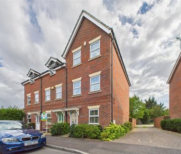 3 bedroom townhouse to rent - Photo 1