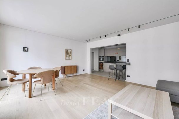 Location appartement, Paris 7ème (75007), 4 pièces, 95.39 m², ref 86674772 - Photo 1