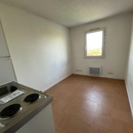 Location Appartement 1 pièce 12m² TOURS 37200 - Photo 2