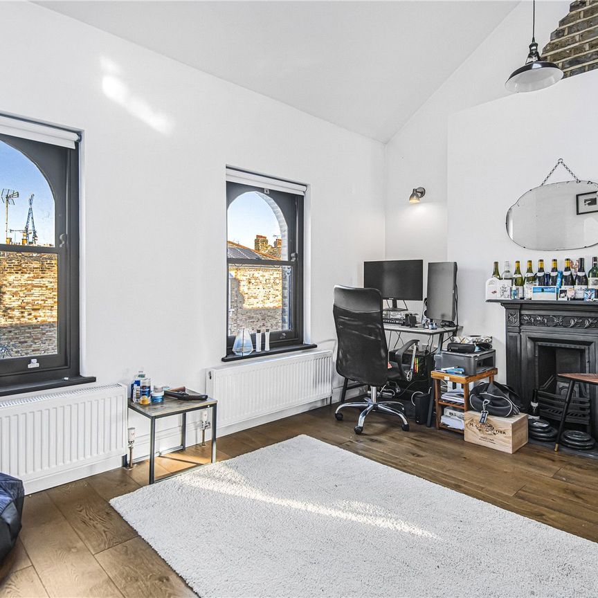 Vauxhall Grove, London, SW8 1SY - Photo 1
