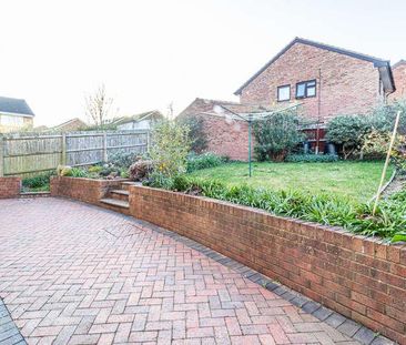 Teasel Avenue, Conniburrow, Milton Keynes, Buckinghamshire, MK14 - Photo 3